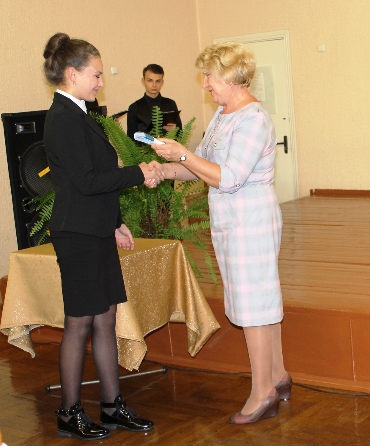 Вручение профсоюзных билетов 2