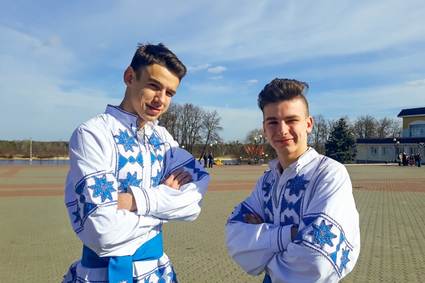 IMG-a85ce6ebc85bf4ffa227d7d404499100-V