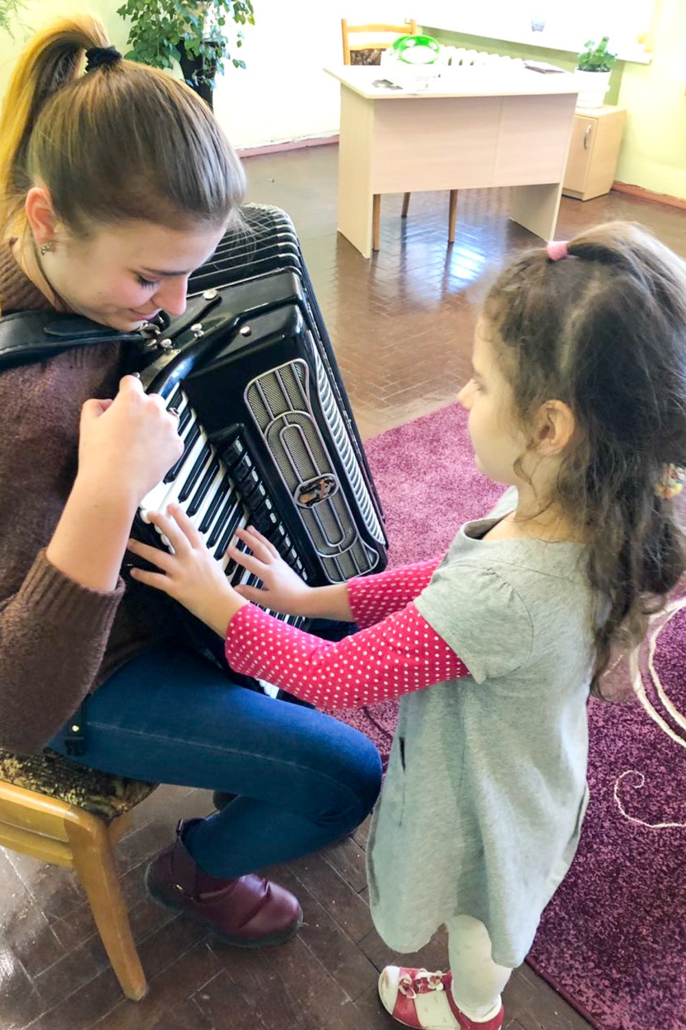 IMG-2a264d2272e7cdb9beab7a6e144bce4e-V (1)